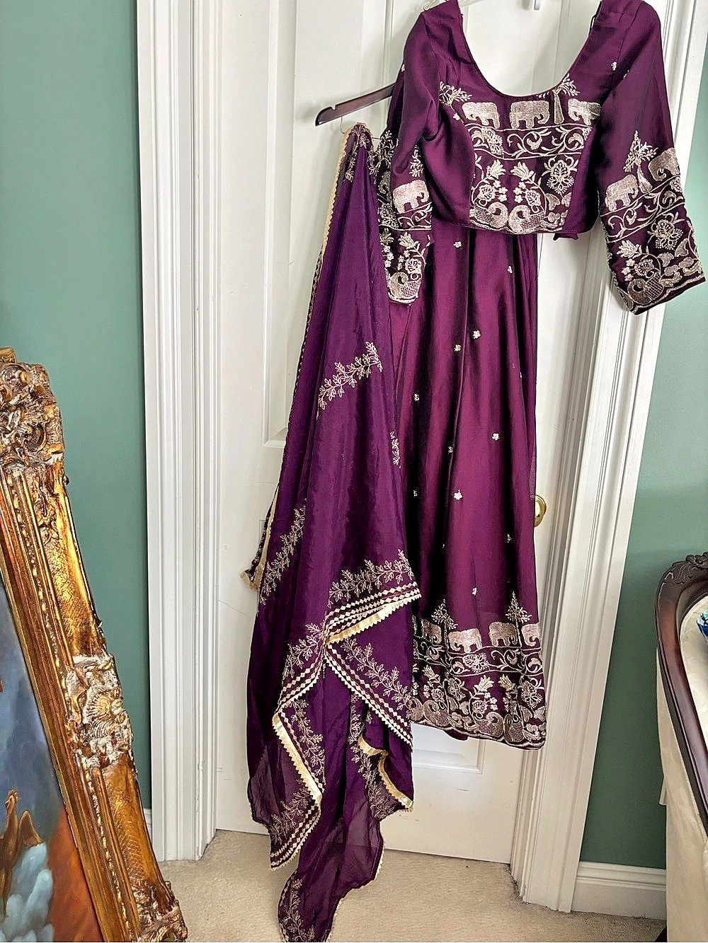 Designer three piece Embroidered Lehenga Choli Dupetta  Dress in Purple New